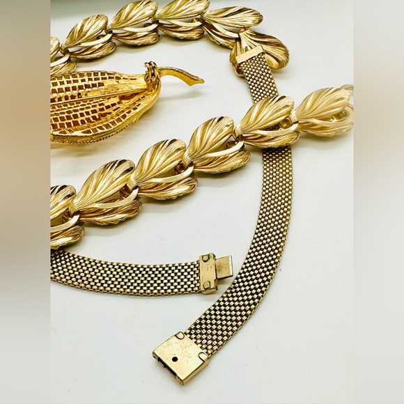 Vintage Leaf Jewelry Lot - Picture 14 of 17